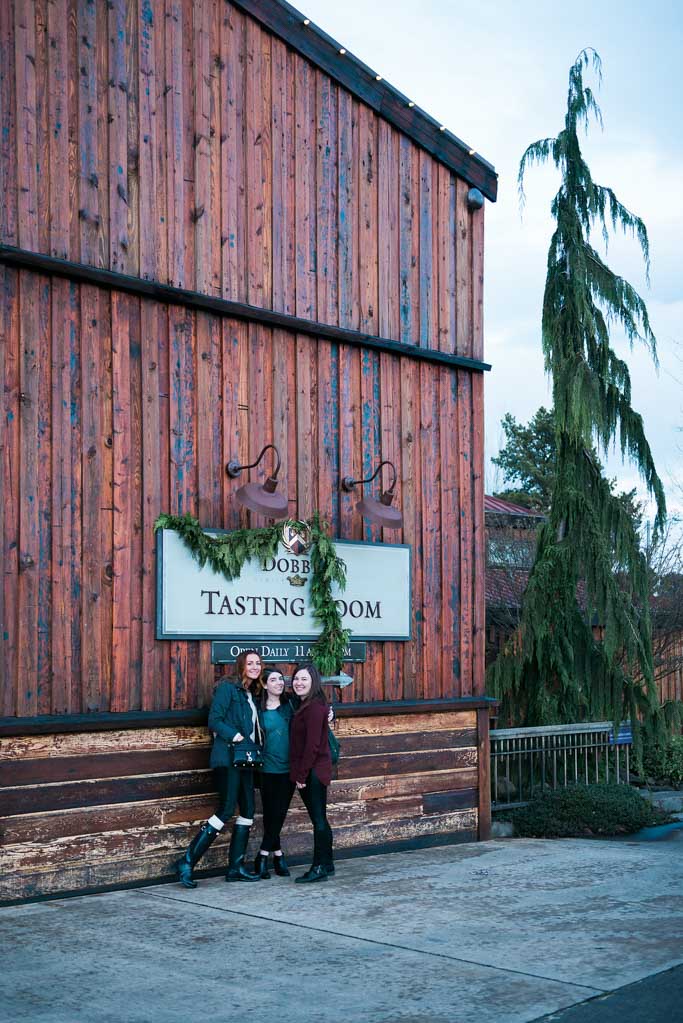 Wine Tasting at Dobbes Estate in Dundee, Oregon #WineWednesday | platingsandpairings.com