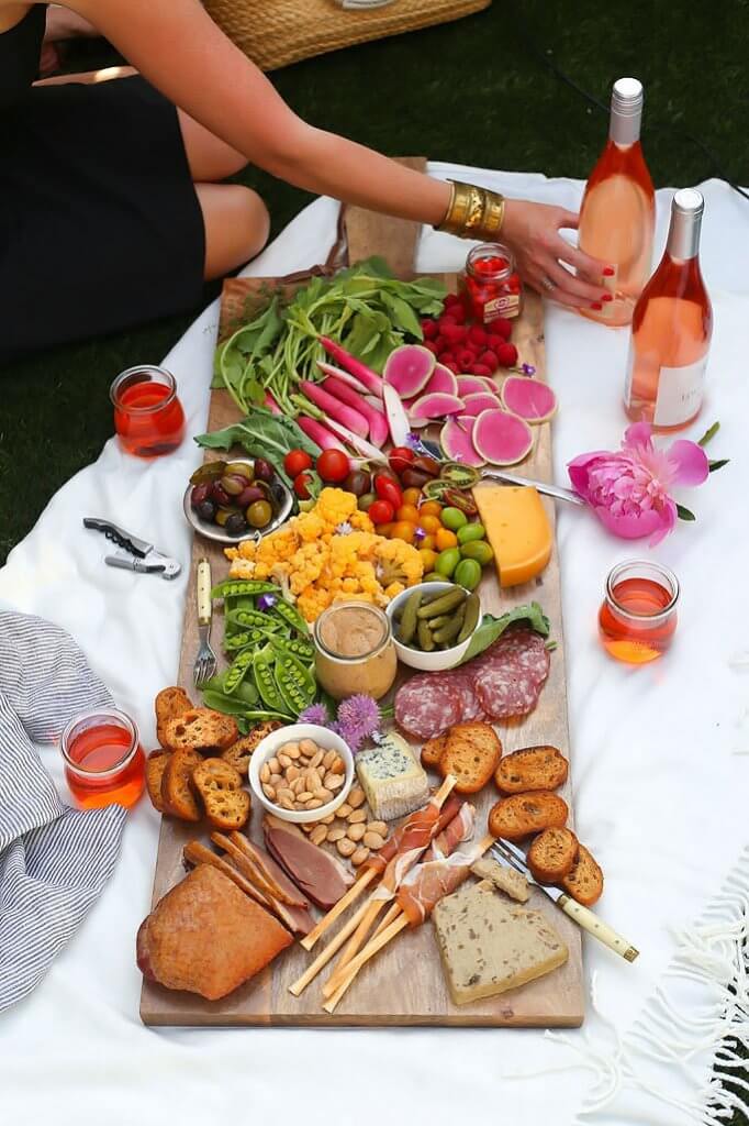 How to Host a Rosé Wine Party Platings&Pairings