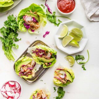 Instant Pot Salsa Chicken Taco Lettuce Wraps can be made in just 20 minutes with the help of your electric pressure cooker and five simple ingredients. | platingsandpairings.com
