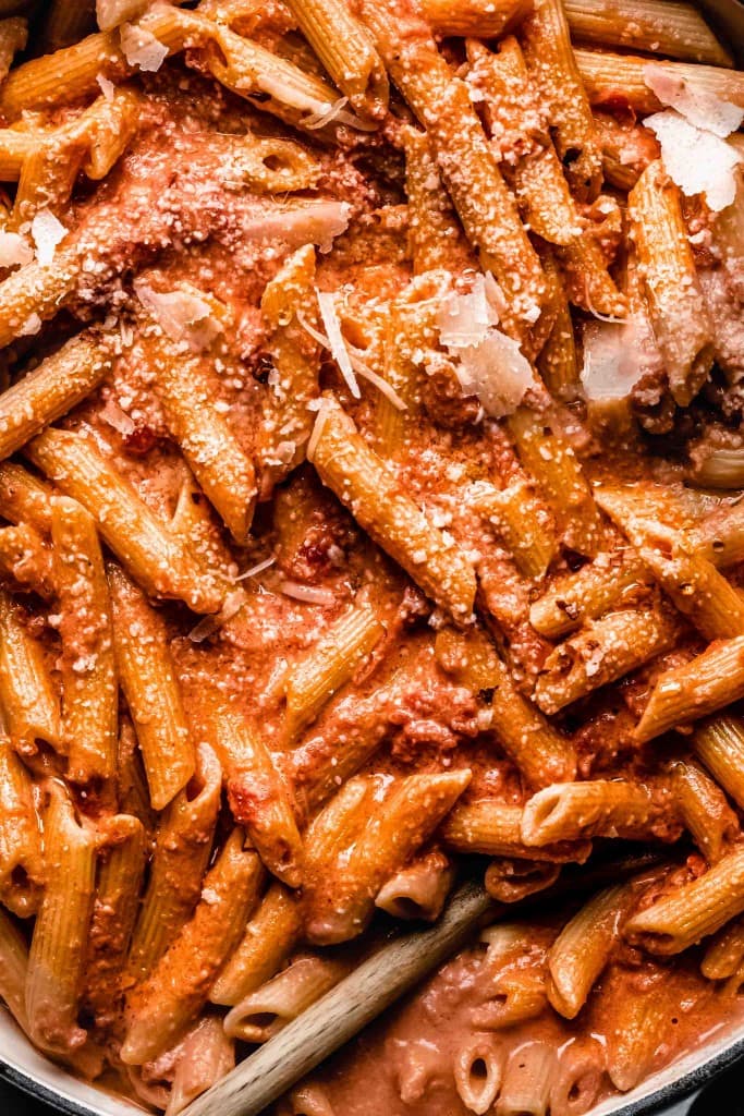 Extreme close up of penne alla vodka in serving pan. 