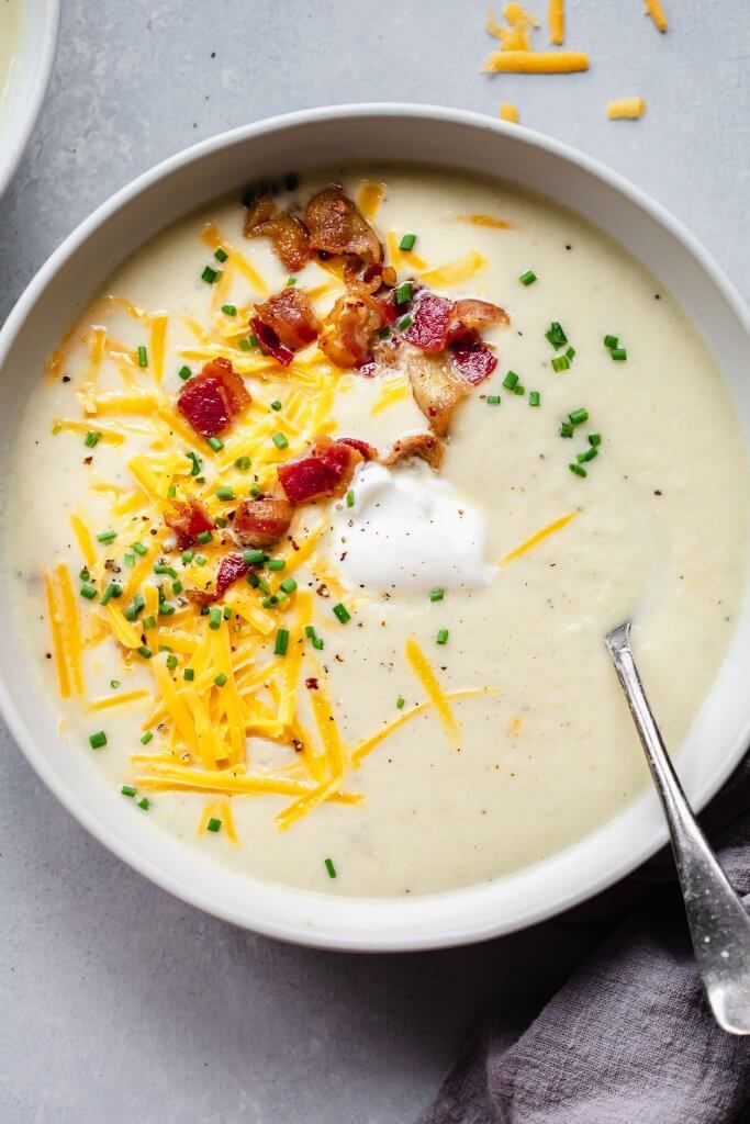 Overhead close up of bowl of cauliflower soup.