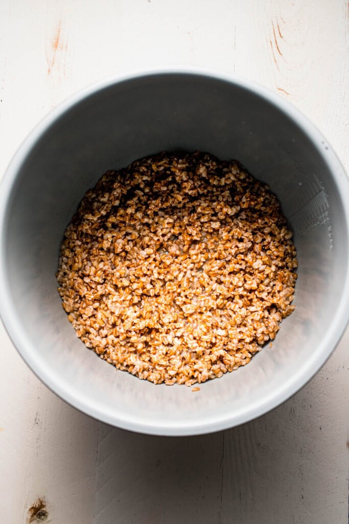 Finished cooked farro in instant pot.
