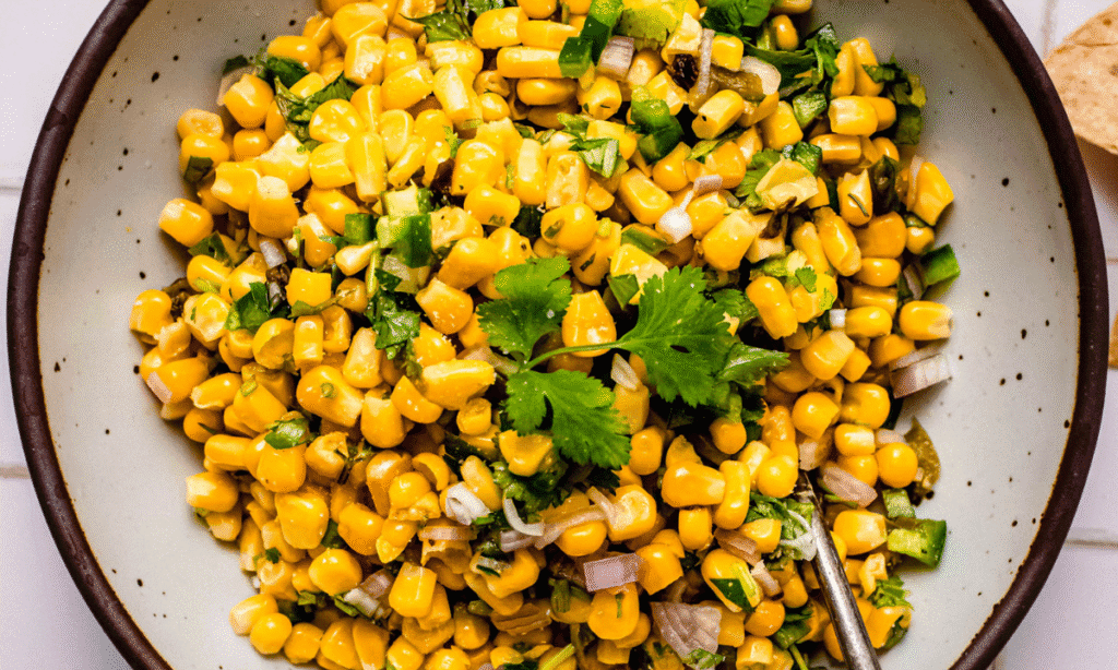 Copycat chipotle corn salsa horizontal image.