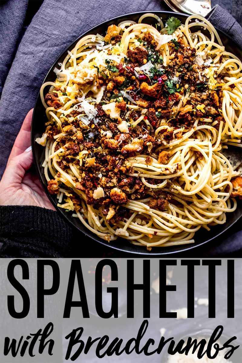 EASY Spaghetti Aglio e Olio with Toasted Breadcrumbs