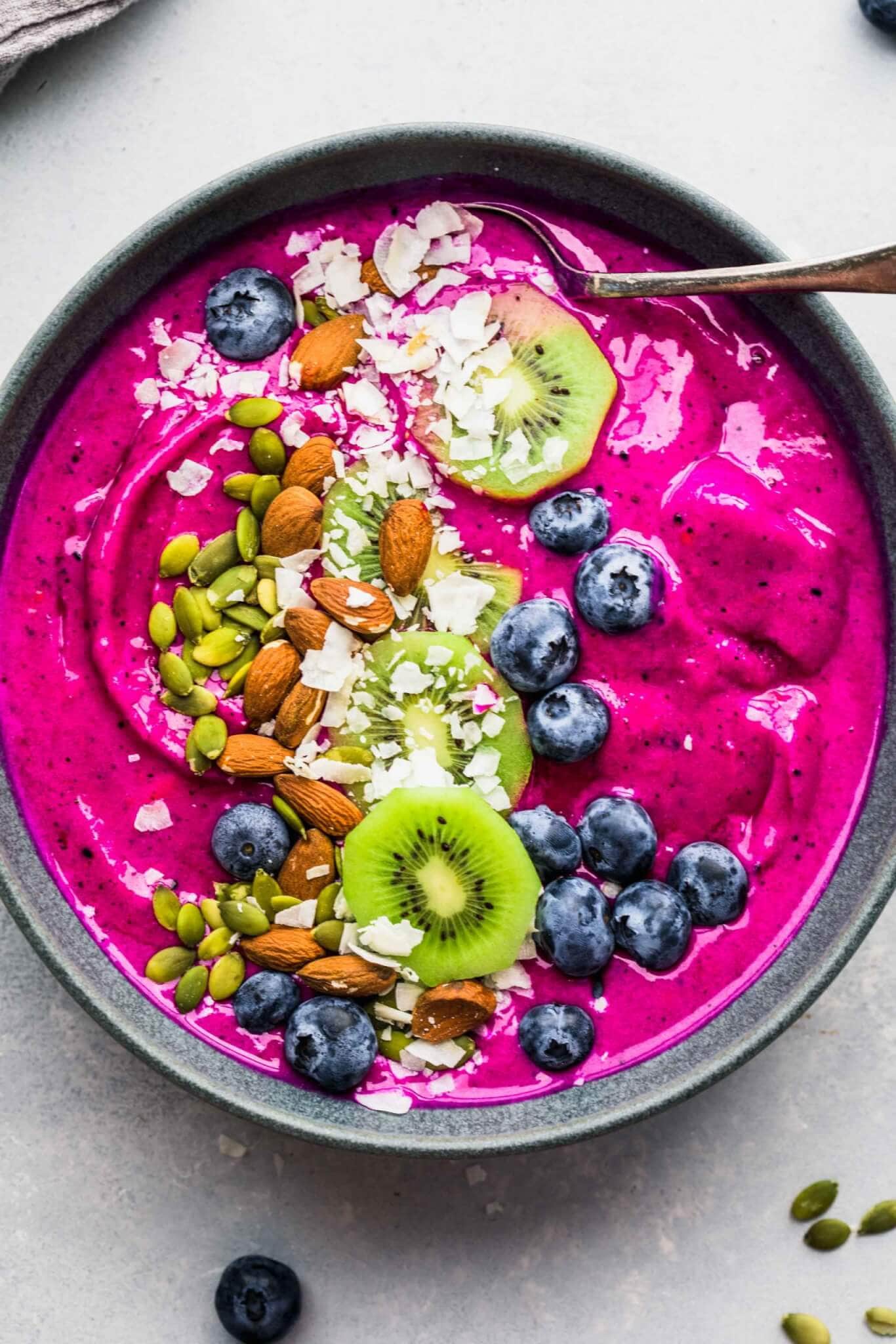 Dragon Fruit Smoothie Bowl (Acai Bowl Recipe)