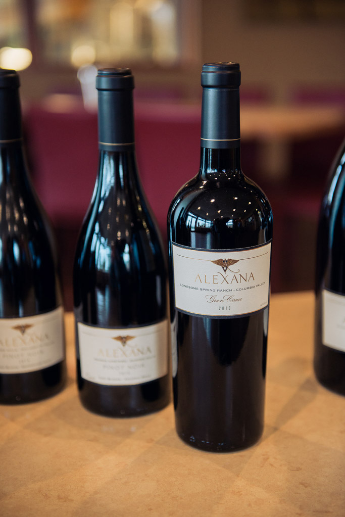 Alexana Winery in Newberg, Oregon, is a quick 30-minute drive from Portland. It's the perfect place to enjoy a diverse tasting of Willamette Valley wines | platingsandpairings.com