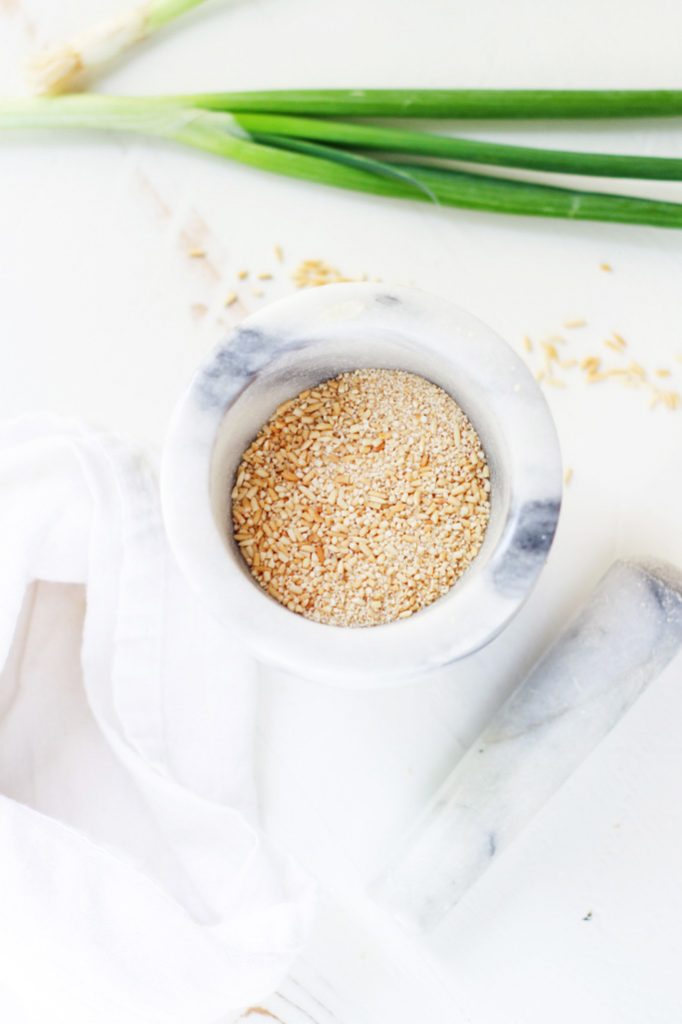Cucumber Salad with Toasted Rice Powder - This Asian-inspired salad is tangy, crunchy and refreshing, not to mention, EASY to make!| platingsandpairings.com