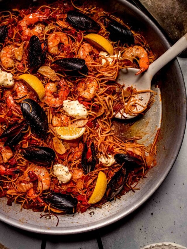 Fideua (Pasta Paella) Platings + Pairings