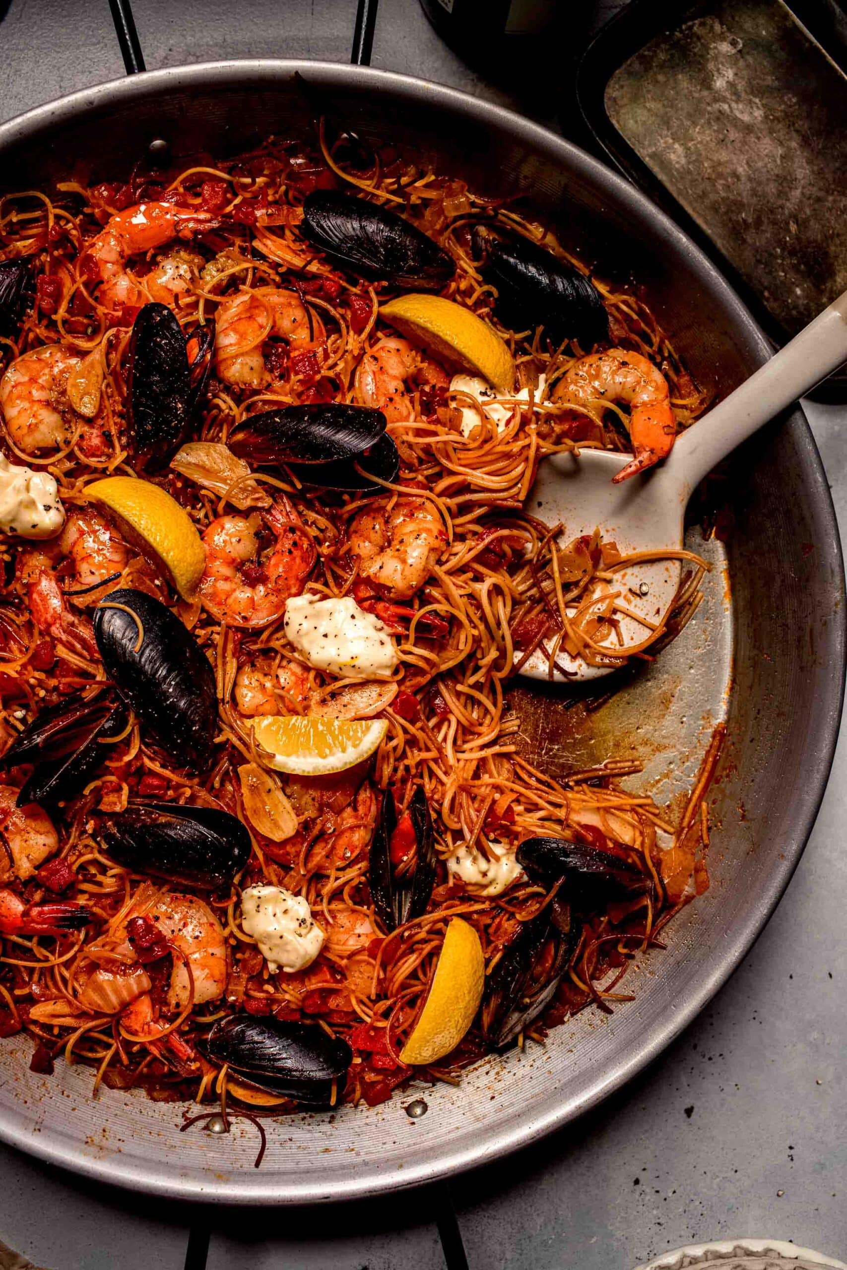 Paella De Marisco Con Pasta Traditional Spanish Fideua A Noodle