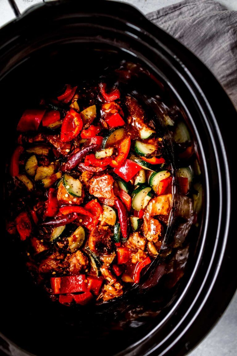 Slow Cooker Kung Pao Chicken (Easy Recipe)