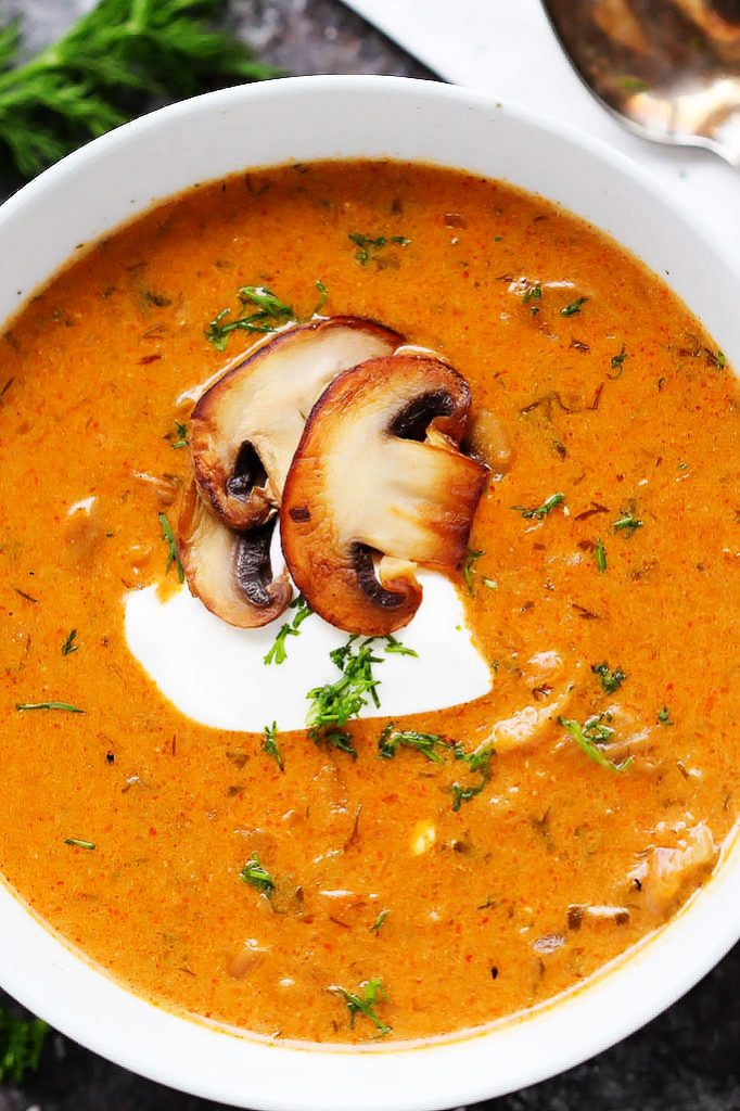 This Hungarian Mushroom Soup with Fresh Dill is creamy, with hints of smokiness and a great umami flavor. It’s the perfect bowl of soup to warm up with this winter! | platingsandpairings.com