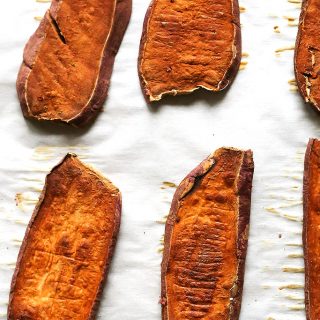 These Sweet Potato Dog Chews only use one-ingredient to make a healthy, homemade dog treat for your favorite pet! DIY dog treats are a great gift too! | platingsandpairings.com