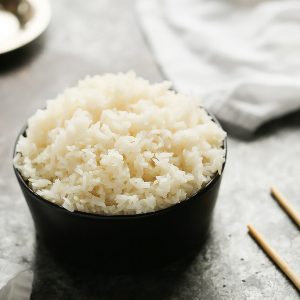 With these easy tips, you’ll see it's simple to learn how to cook perfect rice in the Instant Pot with minimal measuring. The result is fluffy and flavorful rice that’s easy to prepare. | platingsandpairings.com
