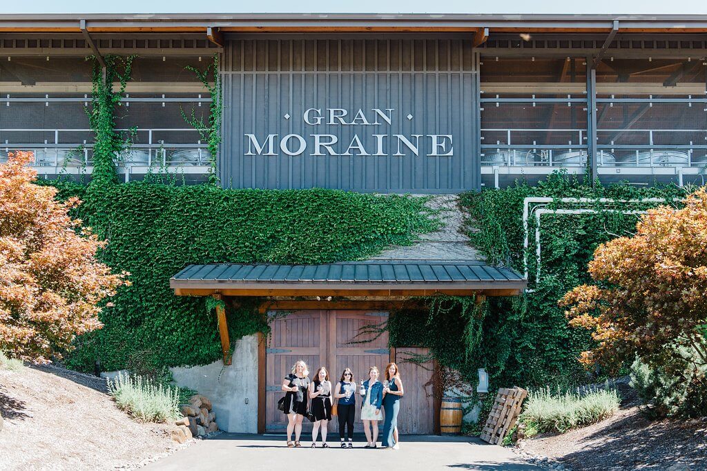 The Gran Moraine Tasting Room in Yamhill, Oregon has spectacular views & a lovely patio to enjoy while sipping on their Pinot Noir, Chardonnay & Rosé wine.