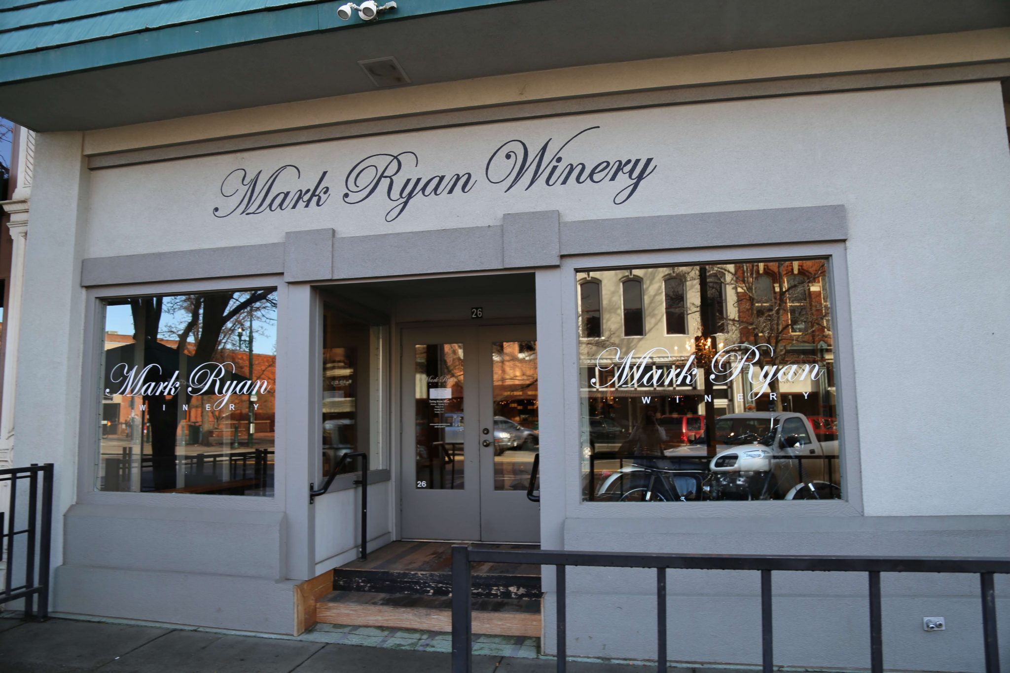 Mark Ryan Winery in Walla Walla Platings + Pairings