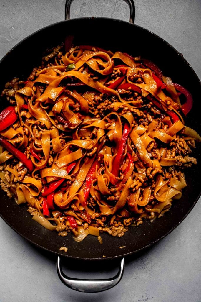Easy Pad Kee Mao Recipe (Pork Drunken Noodles)
