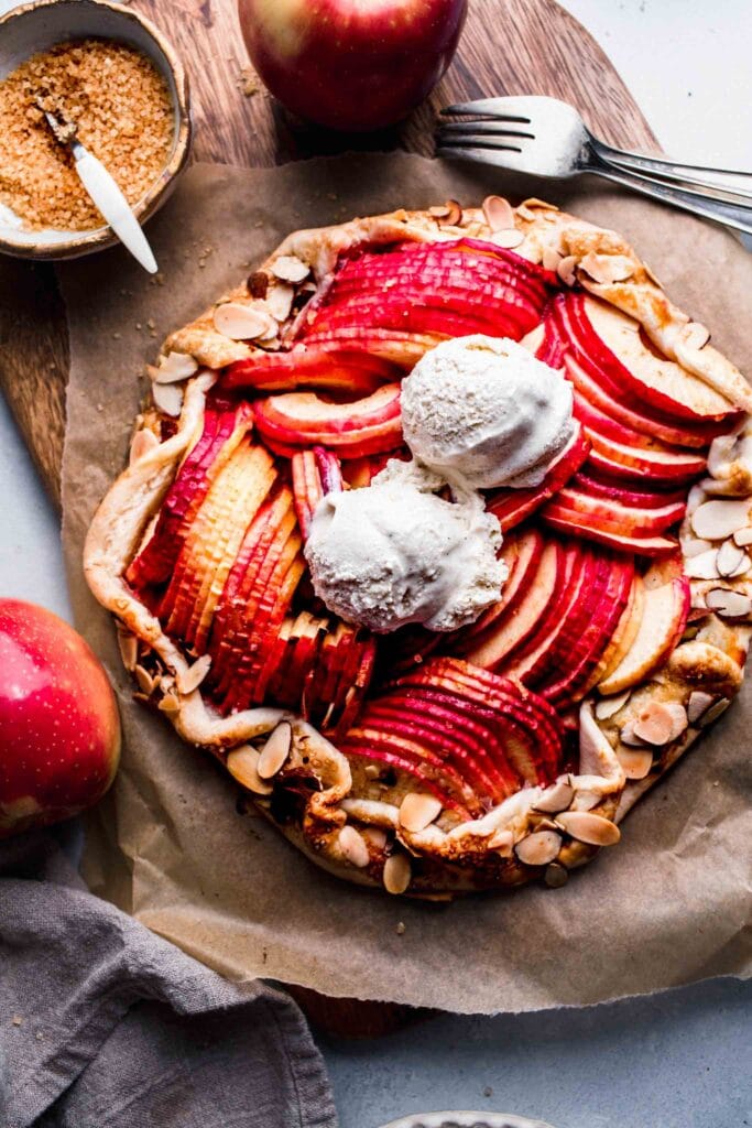 APPLE GALETTE TOPPED WITH ICE CREAM. 