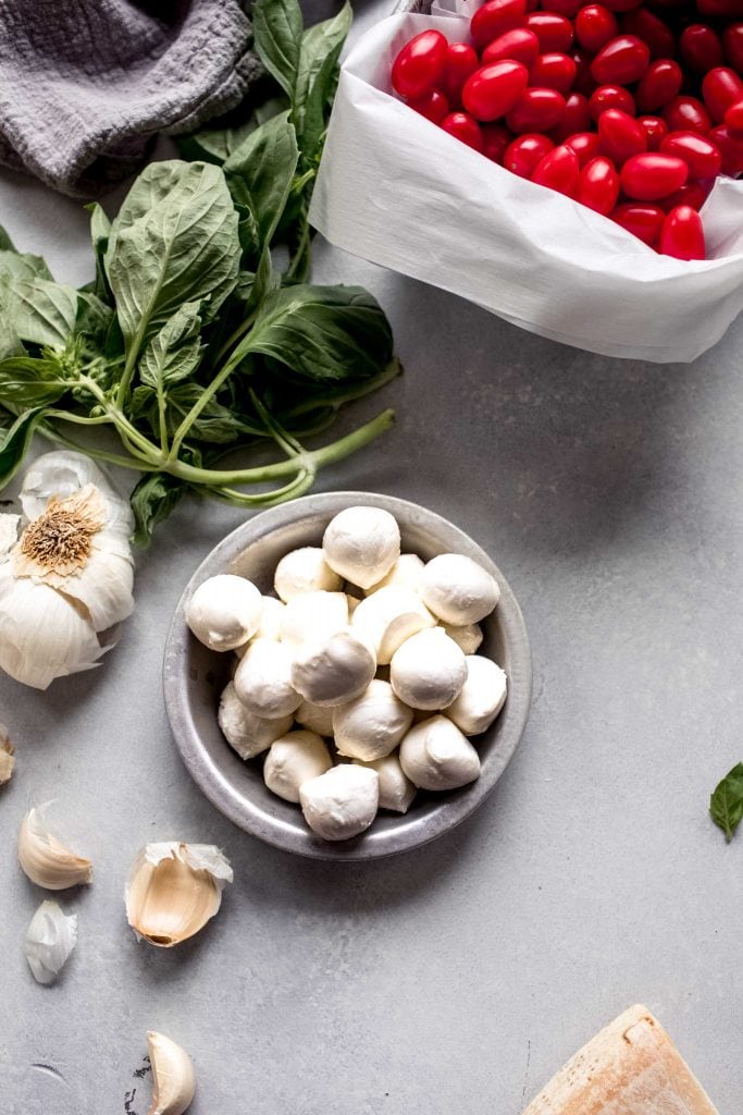 Ingredients for tomato risotto.