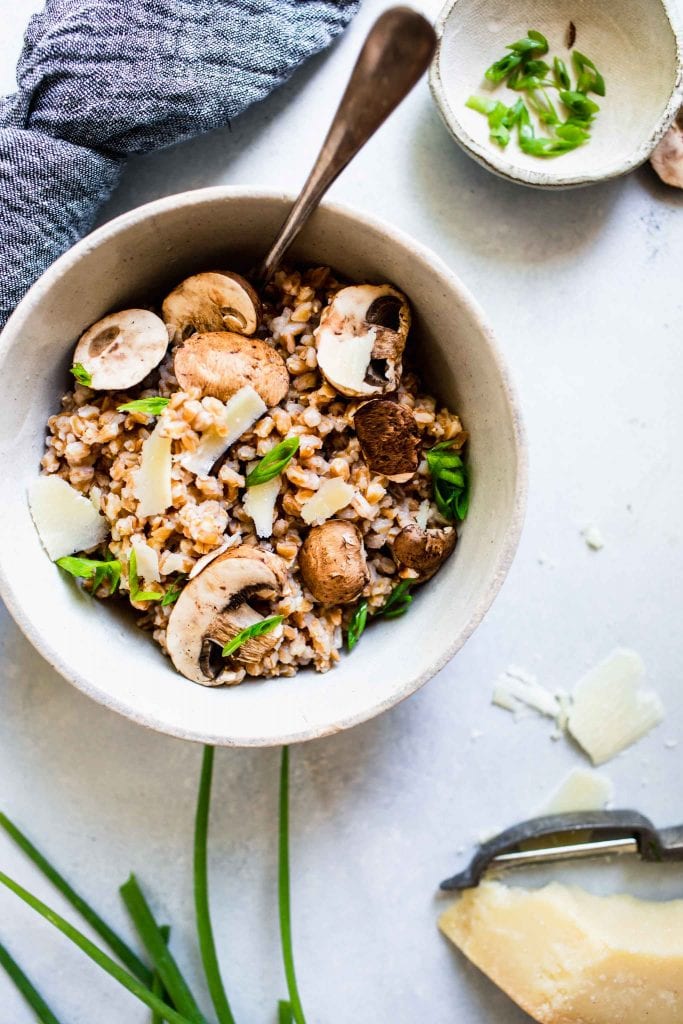 How to Make Instant Pot Farro (Easiest Recipe!!)