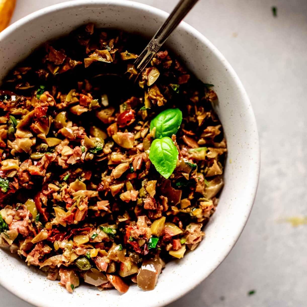 Olive Tapenade Recipe + VIDEO {Quick + Easy} Platings + Pairings