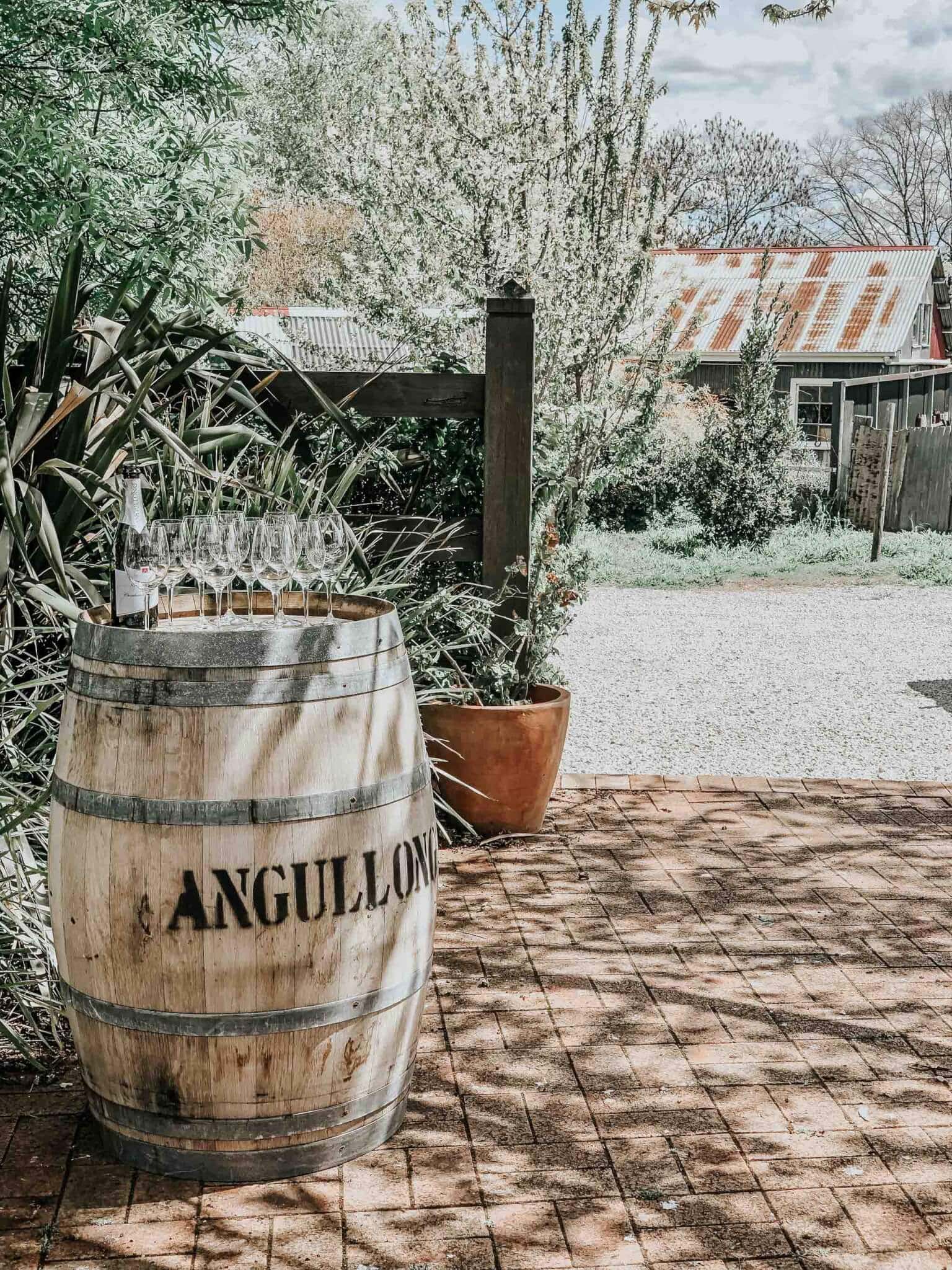 angullong wines cellar door