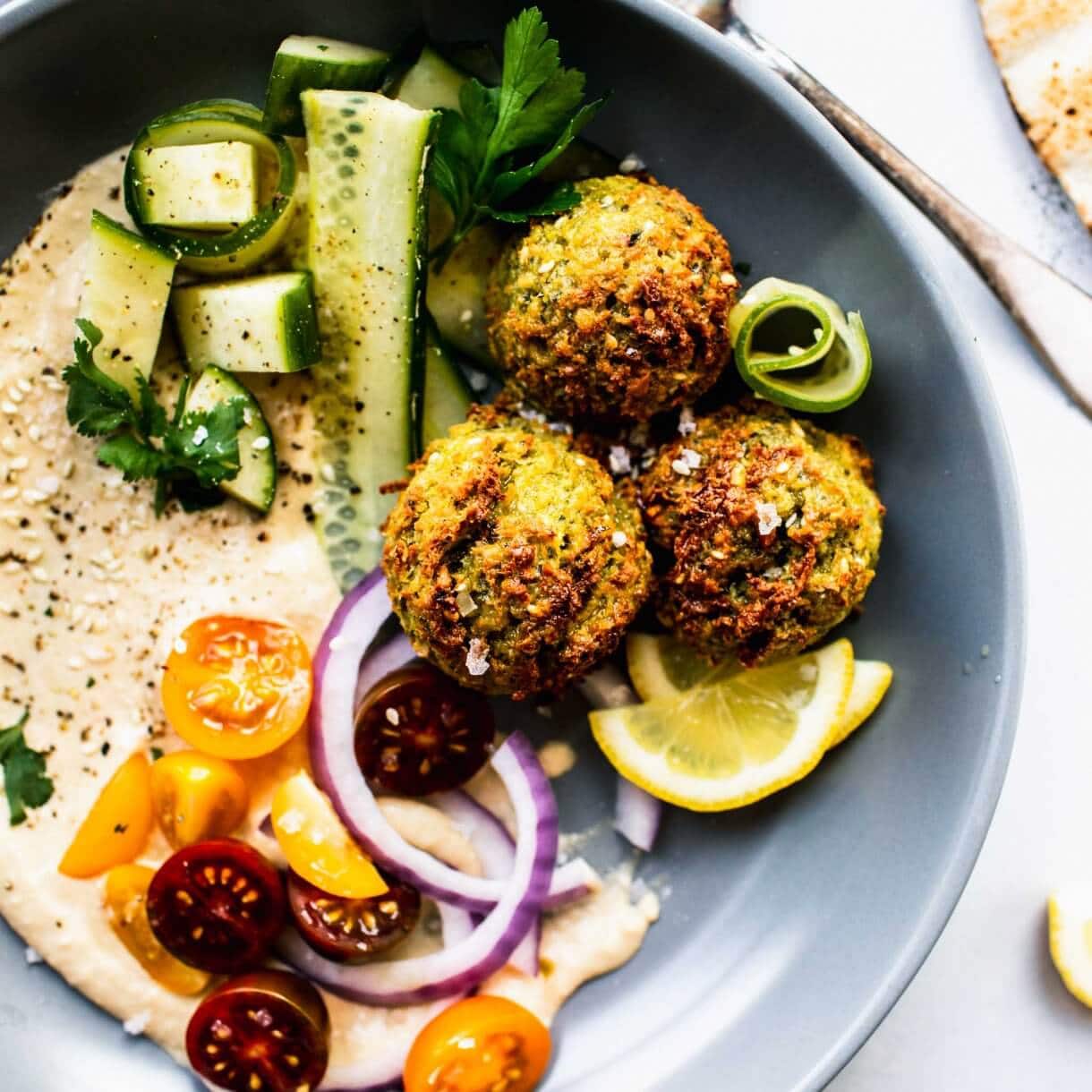 Easy Air Fryer Falafel Recipe (Crispy + Delicious)