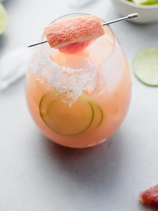 How to Make a Paloma Cocktail
