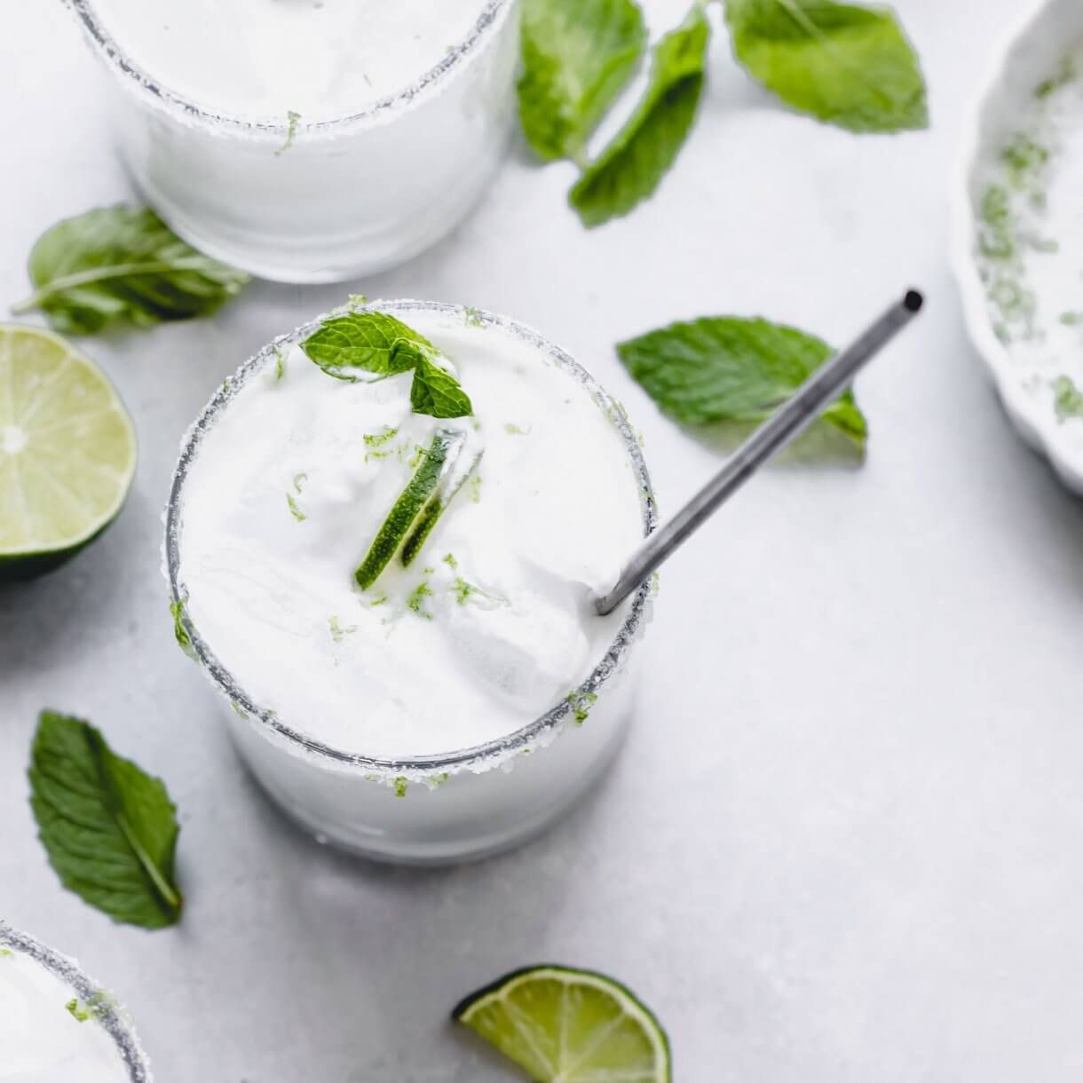 Creamy Coconut Mojito Recipe (Frothy & Delicious) Platings + Pairings