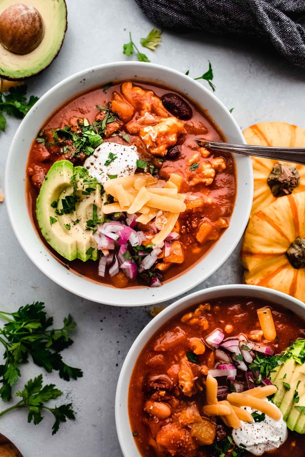 Turkey Pumpkin Chili Recipe (Healthy & Delicious) Platings + Pairings