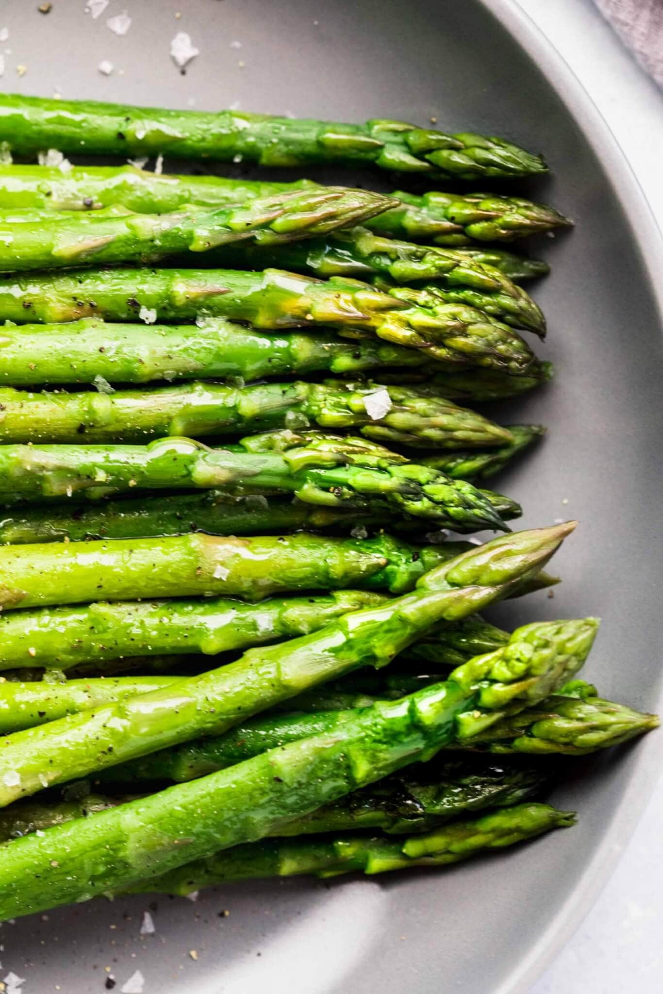 Sous Vide Asparagus // 3 Flavoring Ideas Platings + Pairings