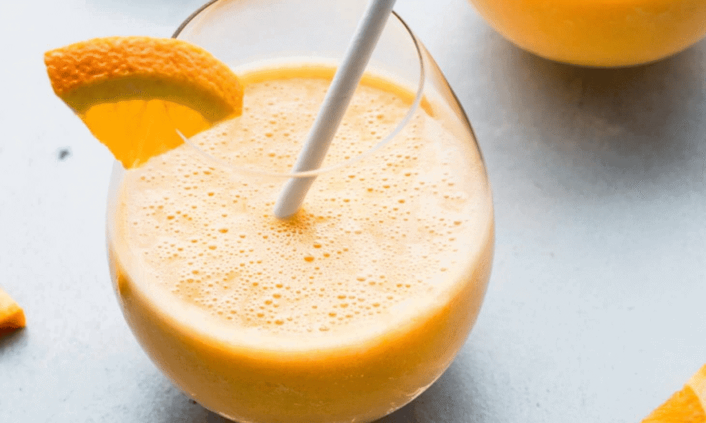 Craving an Orange Julius? This Clementine Smoothie Is Even Better