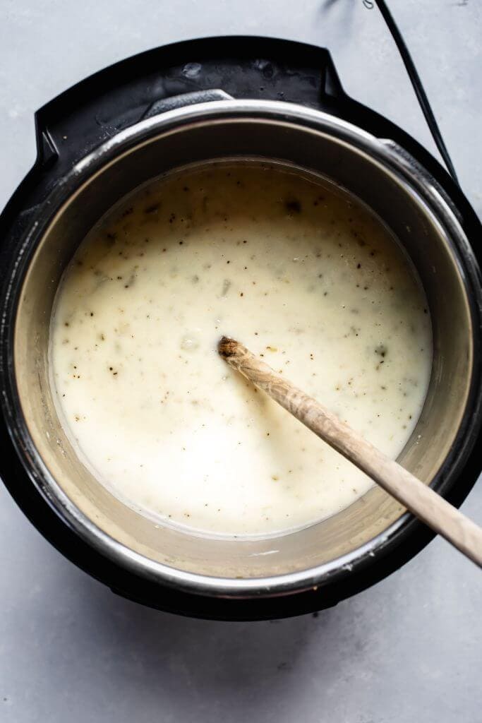Potato soup in instant pot. 