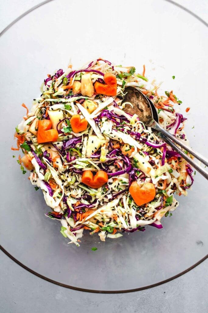 Prepared hawaiian slaw in bowl. 