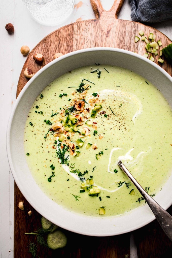 Overhead shot of cucumber soup in bowl. 