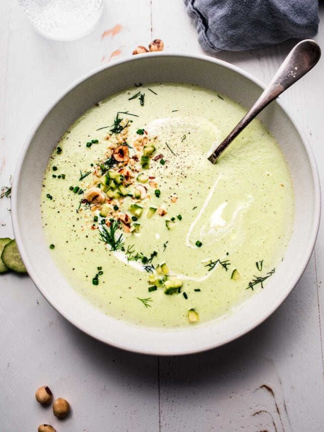 EASY Chilled Cucumber Soup