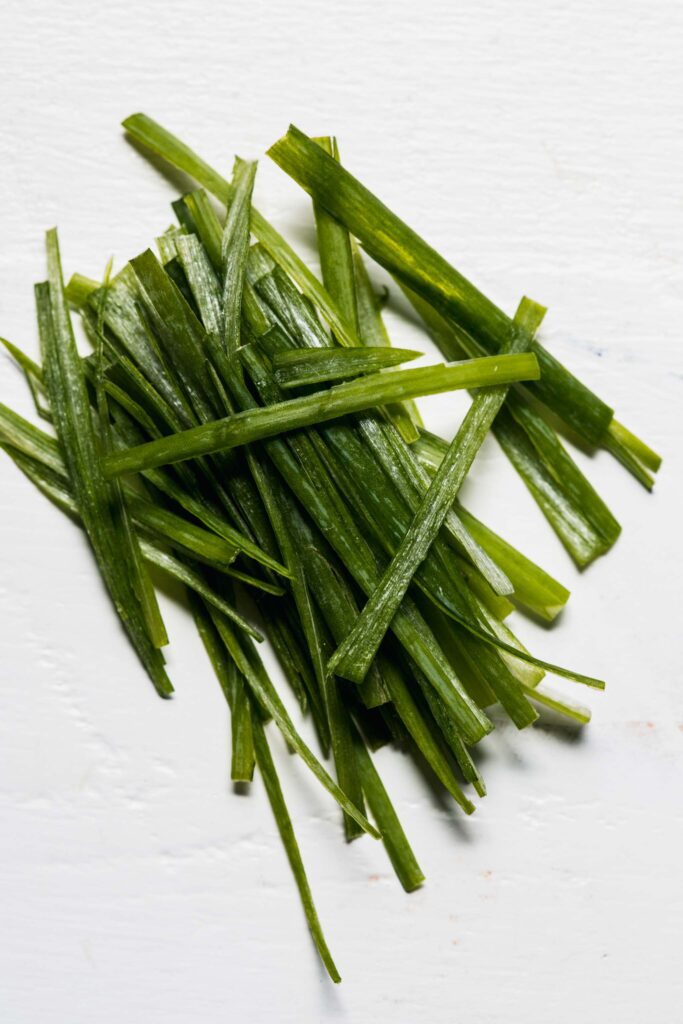 How to Cut Green Onions (4 Easy Ways!) Platings + Pairings