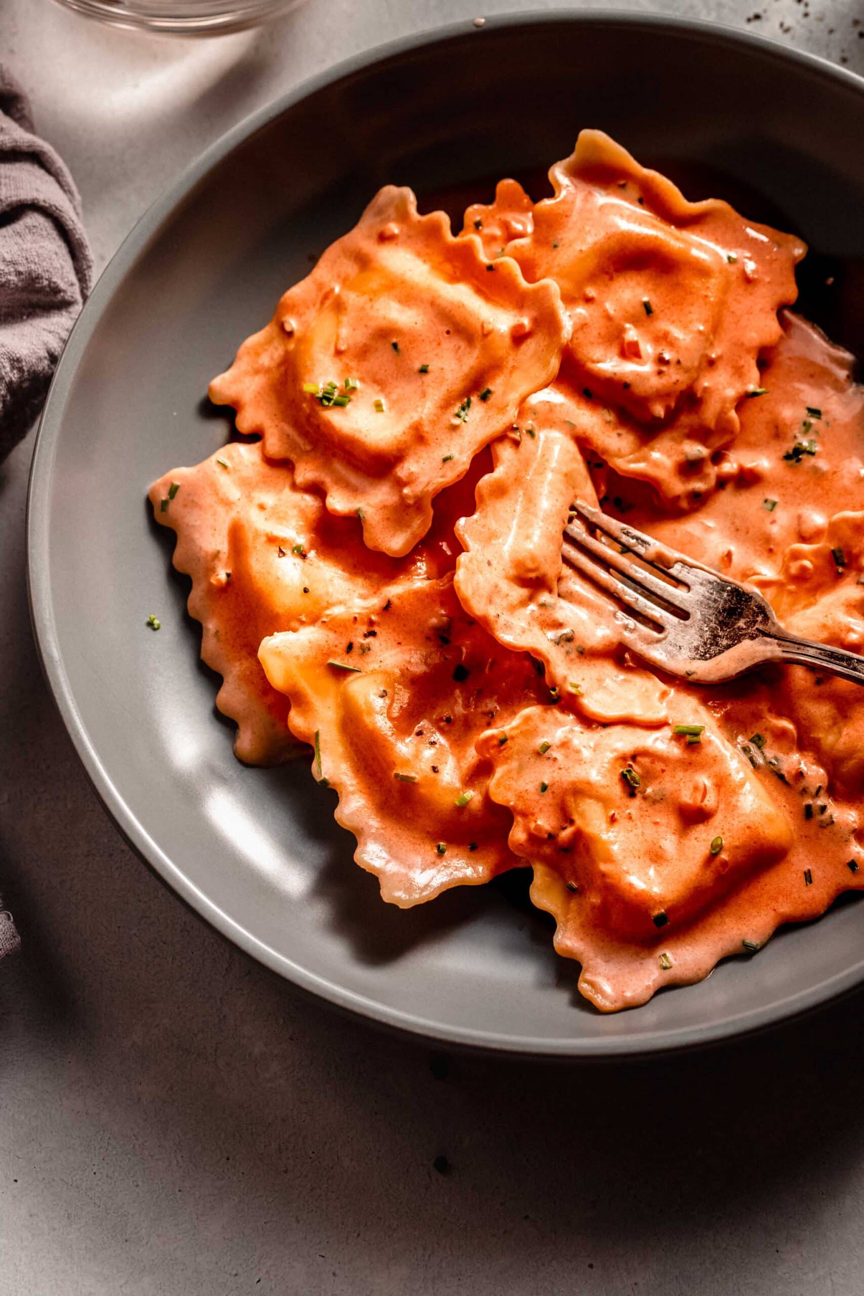 EASY Lobster Ravioli Sauce Recipe (Simple + Creamy!)