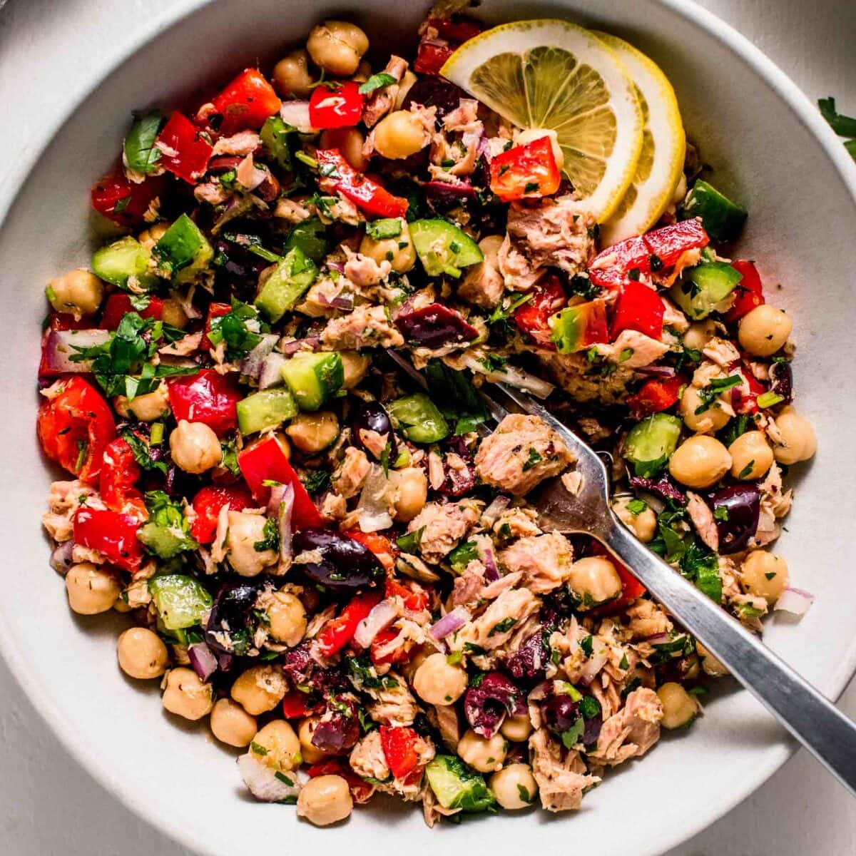 Mediterranean Tuna Chickpea Salad (Quick & Easy!)
