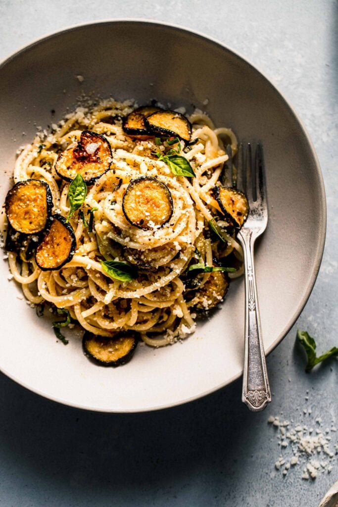 Bowl of prepared spaghetti alla nerano.