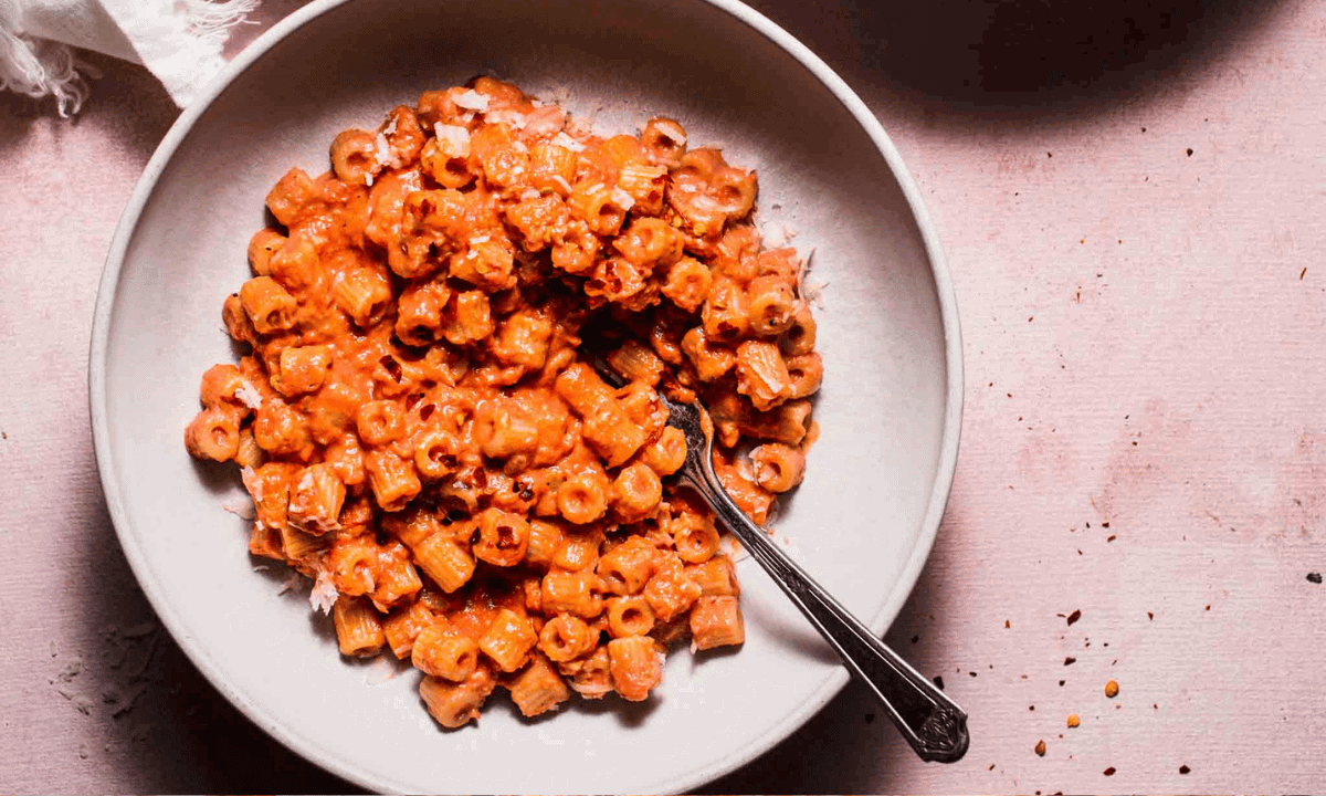 Creamy Homemade Rose Pasta Sauce (Easy 20-Minute Recipe)