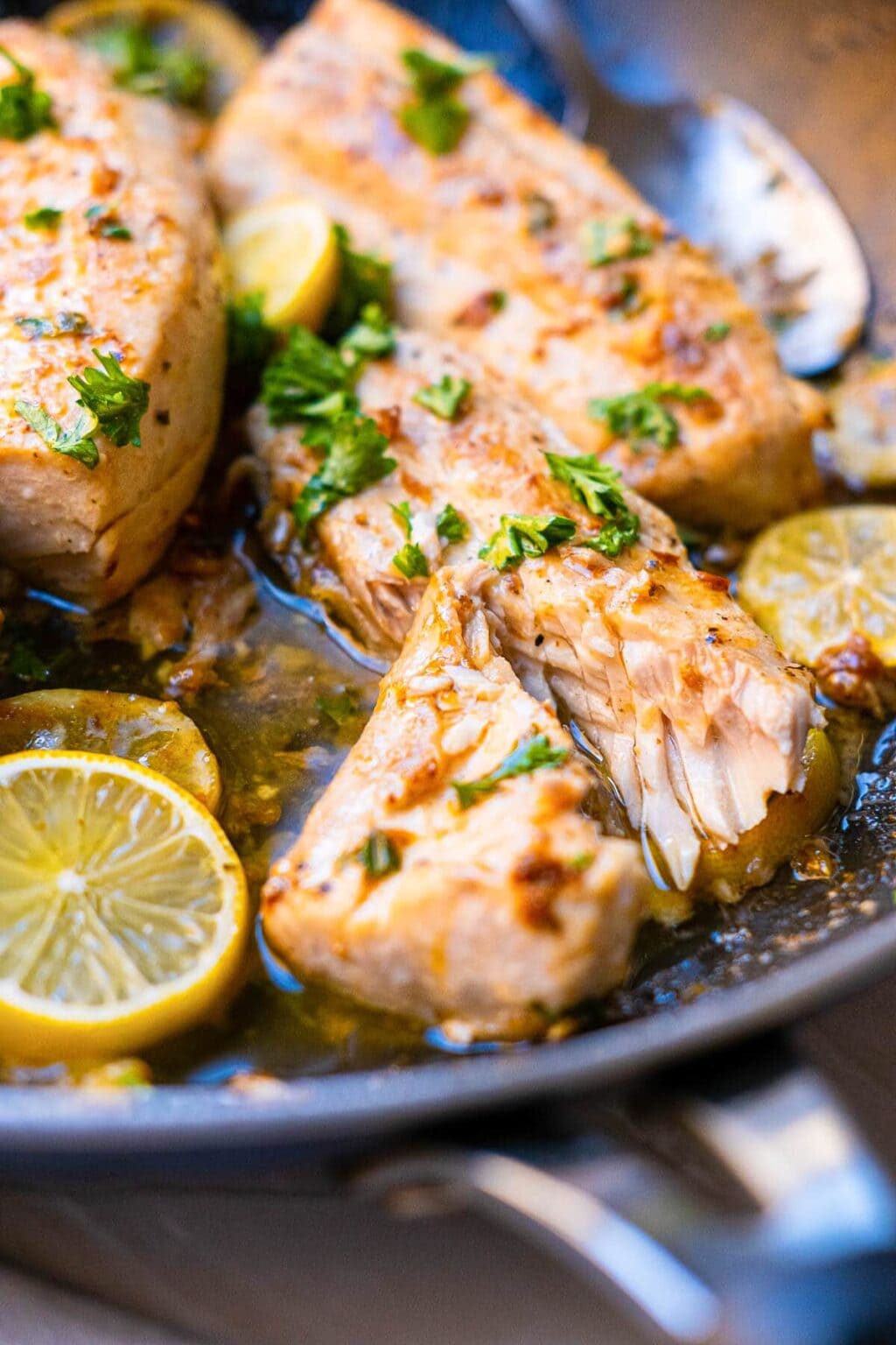 15+ Sauces for Mahi Mahi (Flavorful + Delicious)