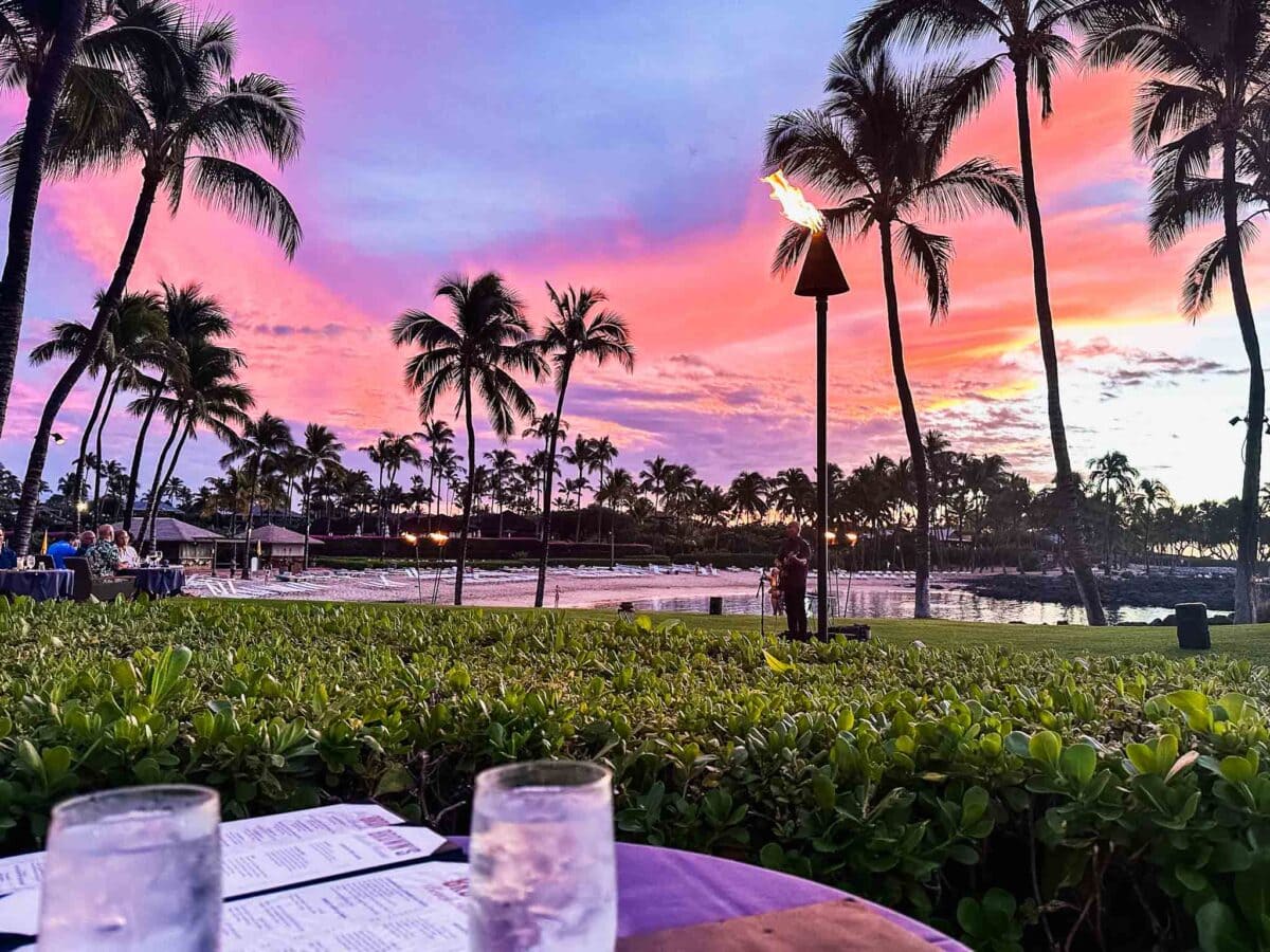 10+ BEST Big Island Restaurants (Kona & Waimea) Platings + Pairings