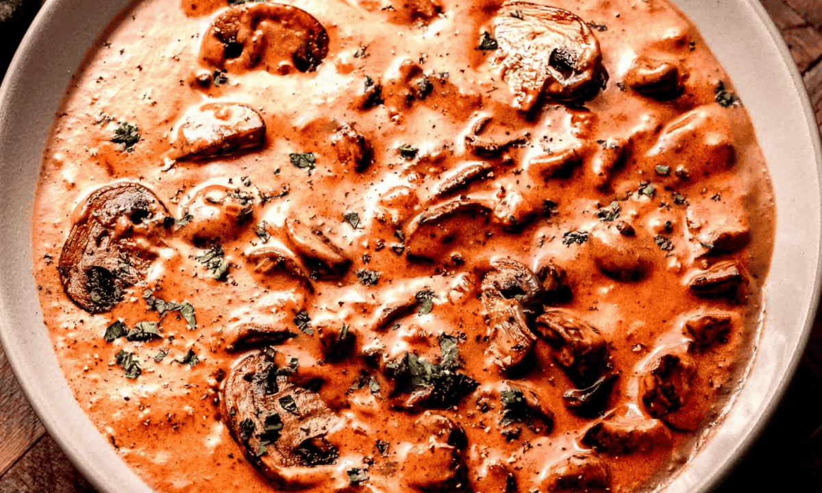 Easy Jaeger Sauce (German Hunter’s Sauce Recipe) Easy Jaeger Sauce (German Hunter’s Sauce Recipe)