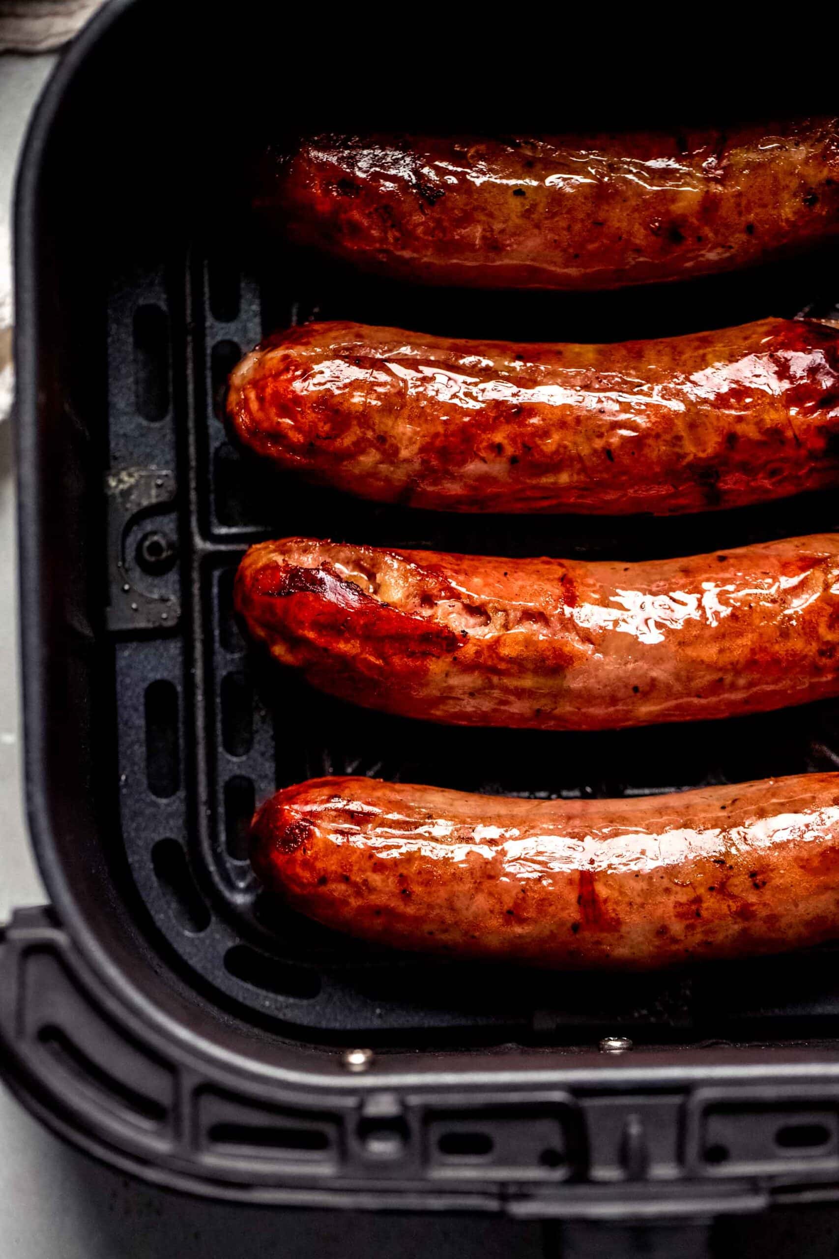 Easy Air Fryer Sausages Recipe (Crispy & Juicy!)