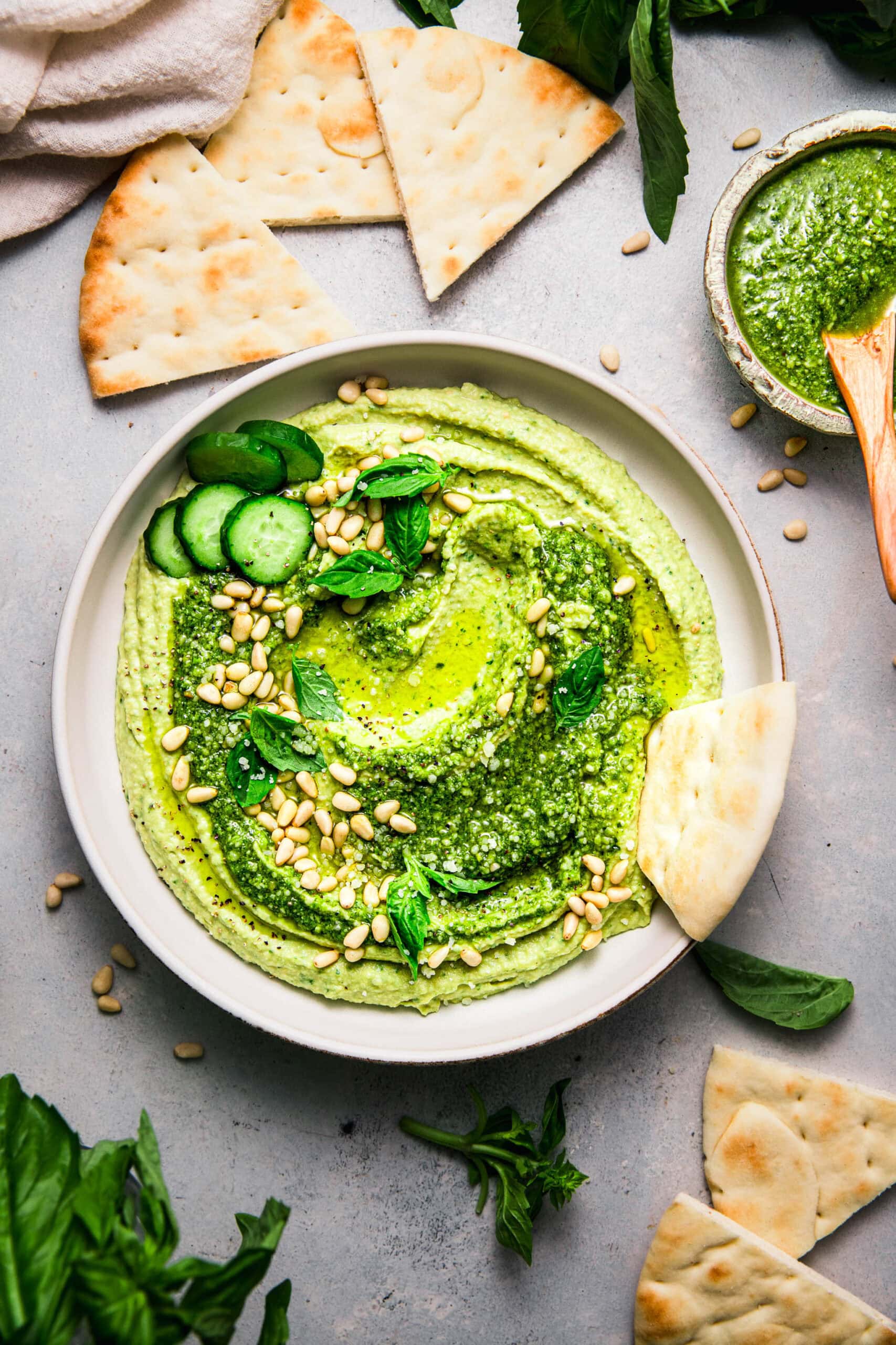 Pesto Hummus